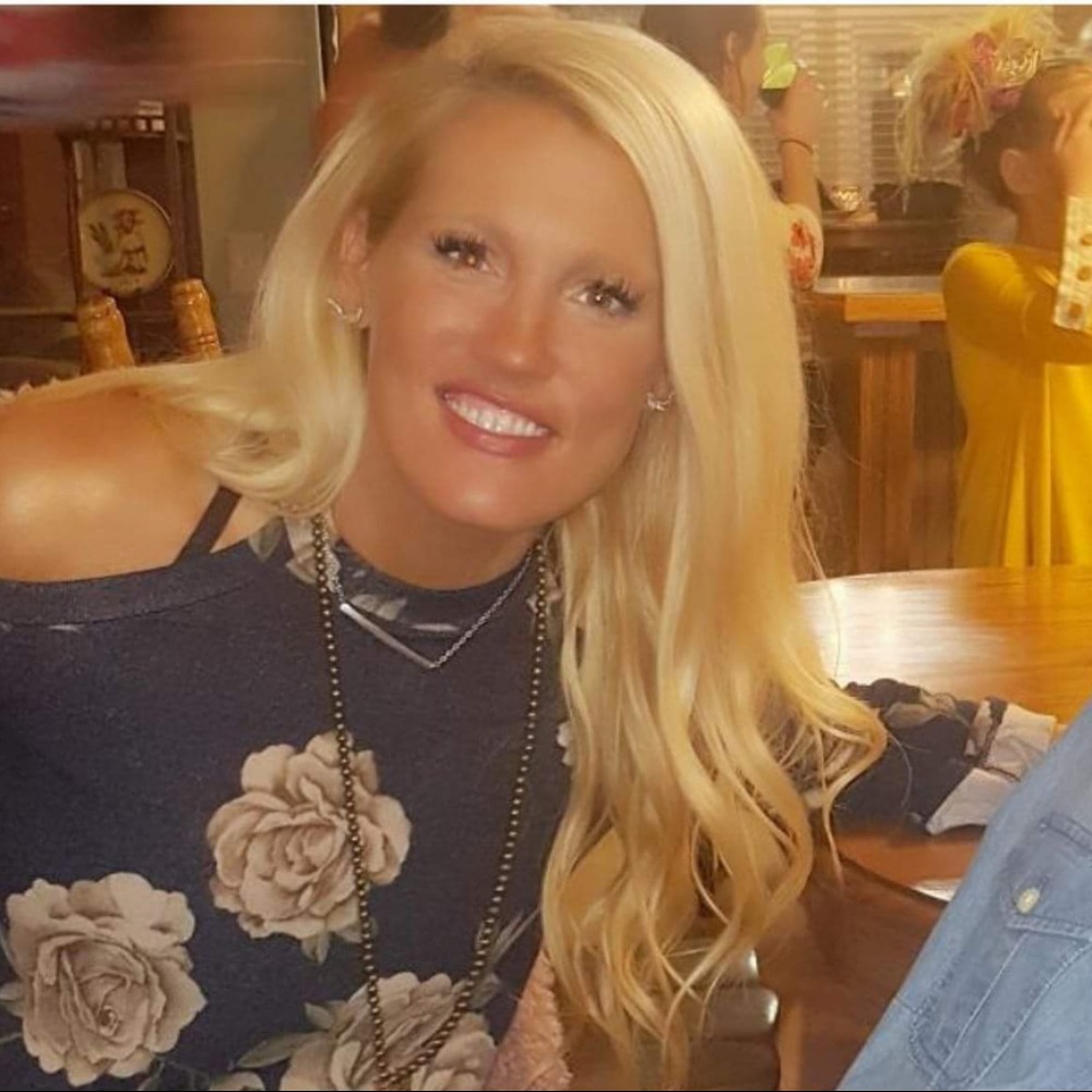 Meet your Posher, Lauren